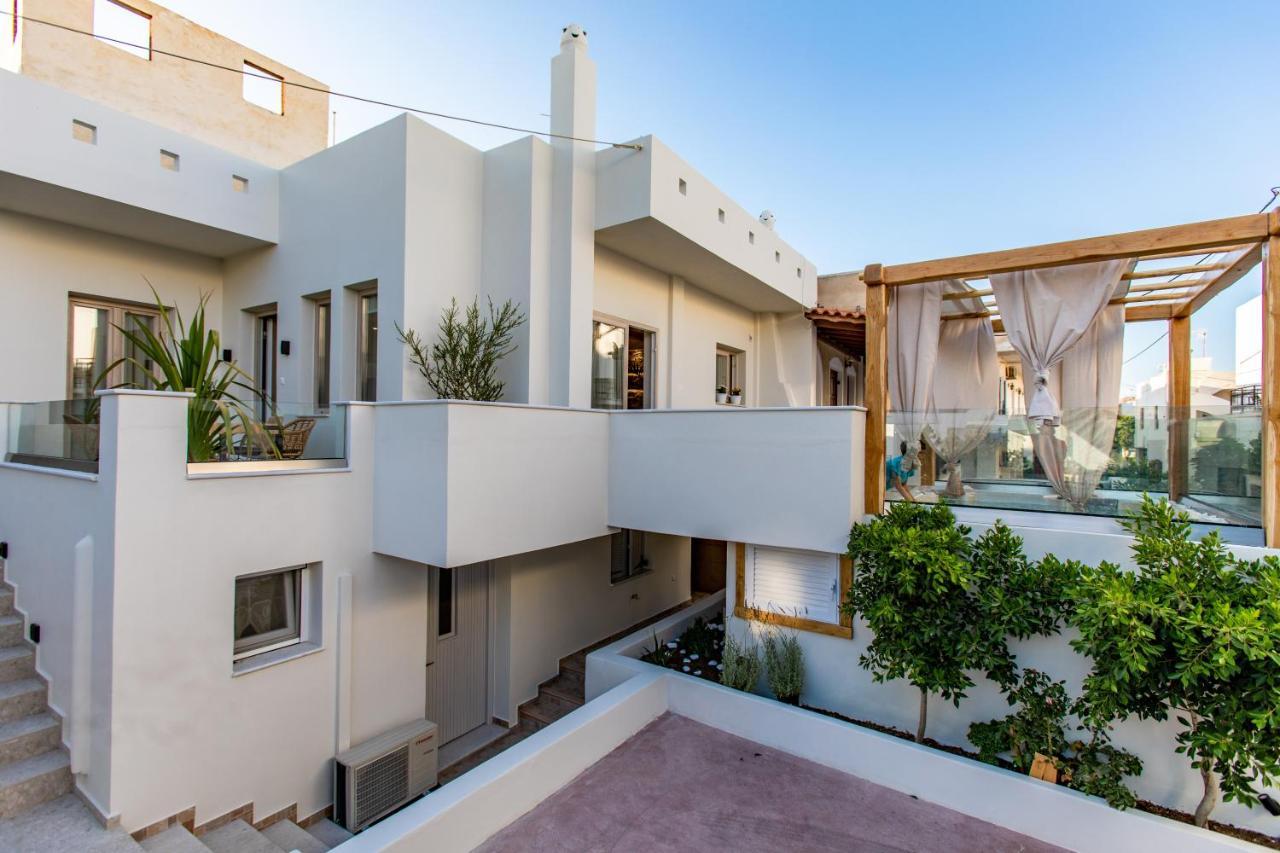 Downtown Vilă Naxos City